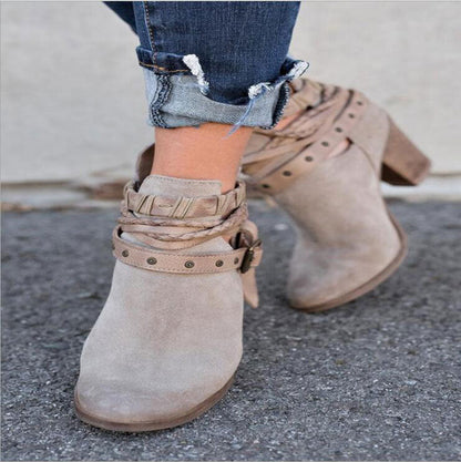 Frauen Winterstiefel mit Gürtelschnalle und rundem Kopf