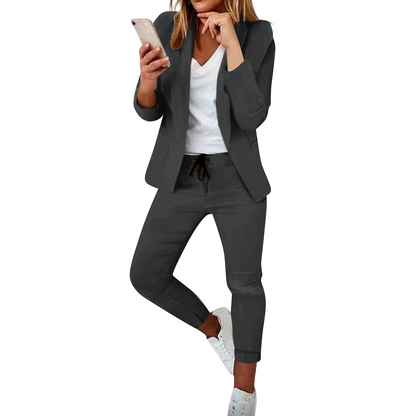 Sets Damen Outfit mit Blazer Hose und Bindegürtel modern