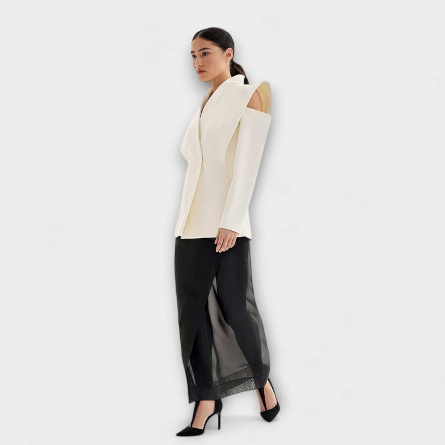 Vera | Valeria - Skulpturaler Schulterblazer