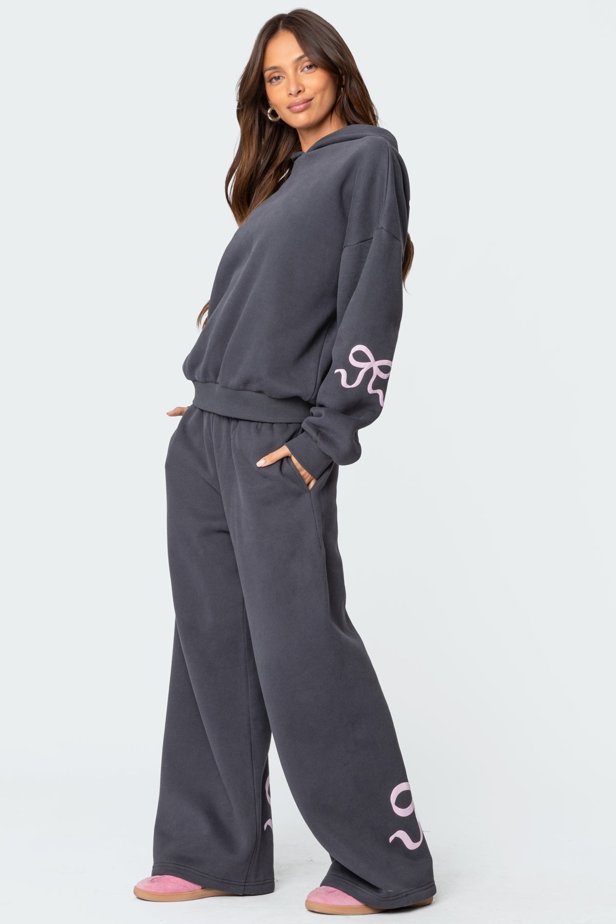 Set mit edler Schleife für einen eleganten und stilvollen Look Frauen